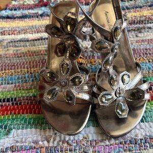 American Eagle Outfitters Silver Heels with Elegant Floral Design